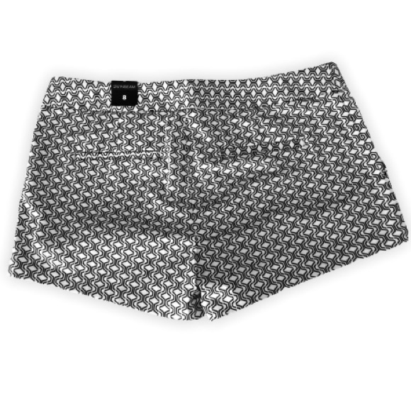 [Express] Women’s Dress Shorts - Picture 2 of 5